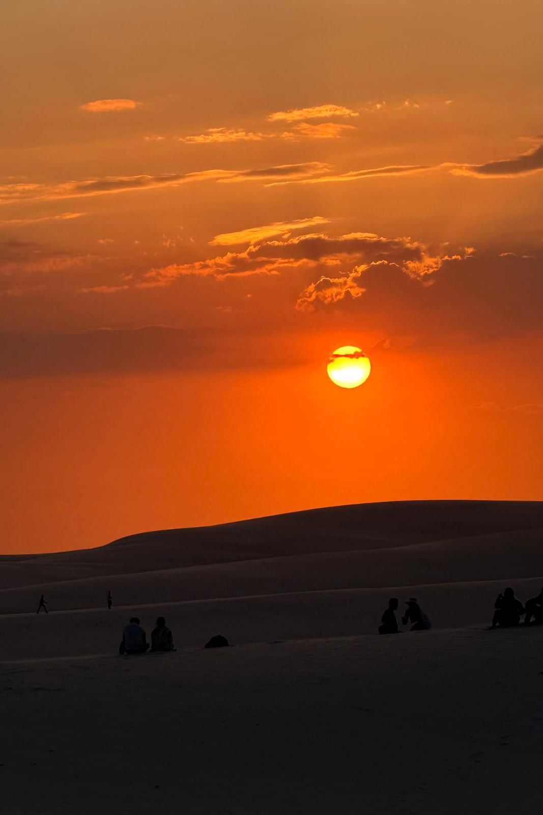Pôr do sol nas dunas